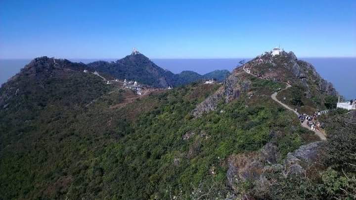 एक बार फिर क्यों चर्चा में है पारसनाथ पहाड़ी ?